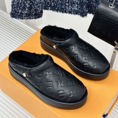 Louis Vuitton Low Shoes